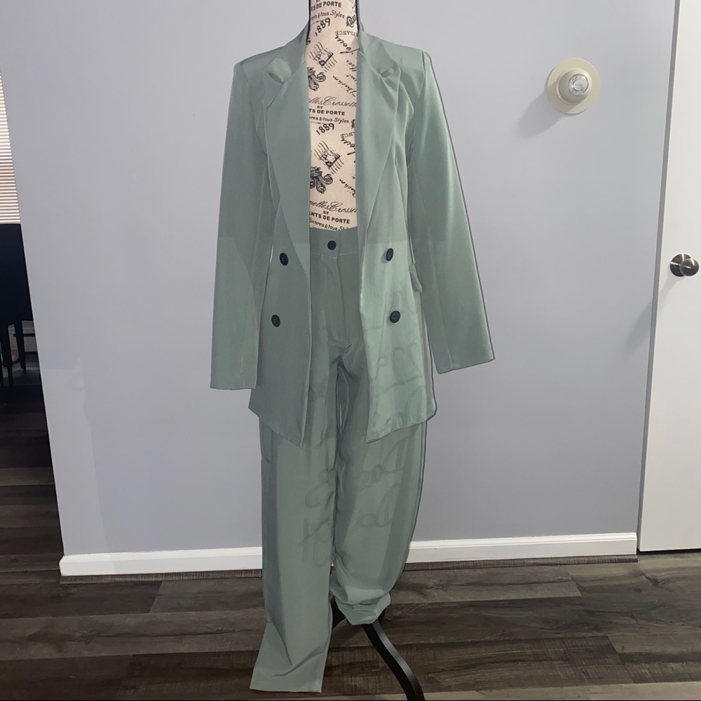 Boss Babe Suit